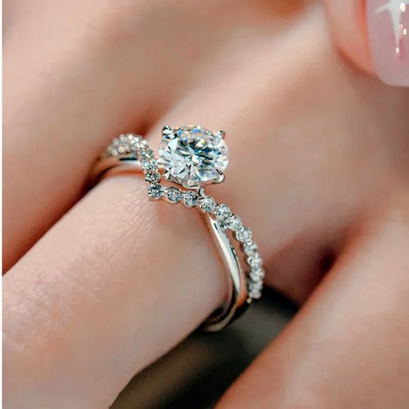 Luxury 925 Sterling Silver White Sapphire Ring Round Cut Moissanite Diamond Jewelry for Women Rings Beautiful Bride Proposal Engagement Wedding Accessories Party Anniversary Gift - WORLD TIME VISITS