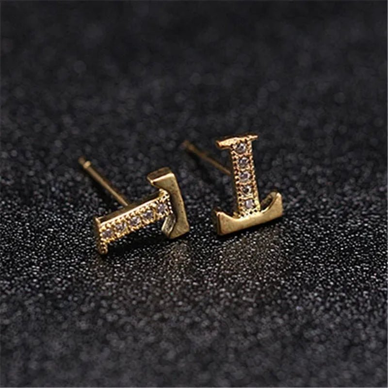 New Diamond Letter Stud Earrings Women Fashion Earrings 26 Letters A - Z - WORLD TIME VISITS