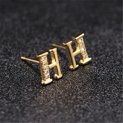 New Diamond Letter Stud Earrings Women Fashion Earrings 26 Letters A - Z - WORLD TIME VISITS