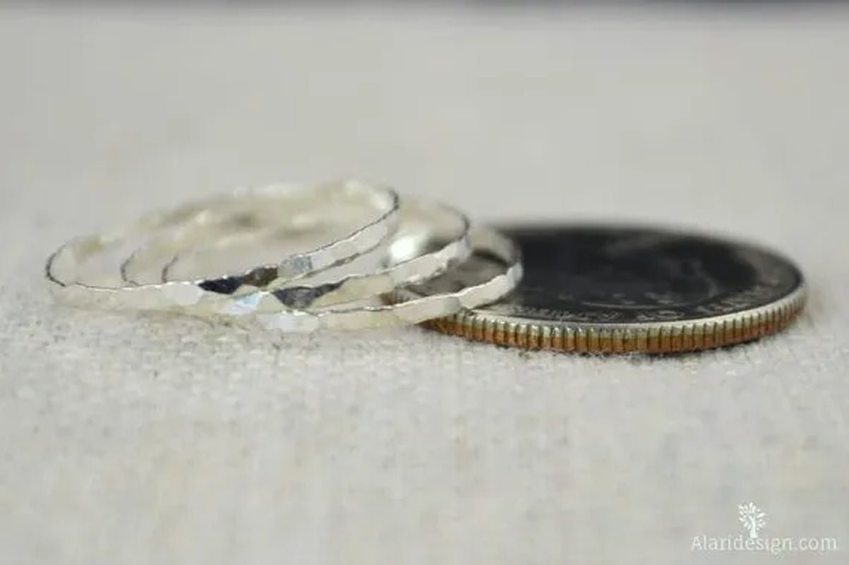 Stylish ultra - thin 925 Sterling Silver Stackable Rings 14K Hammer Rring Size 6 - 10 - WORLD TIME VISITS