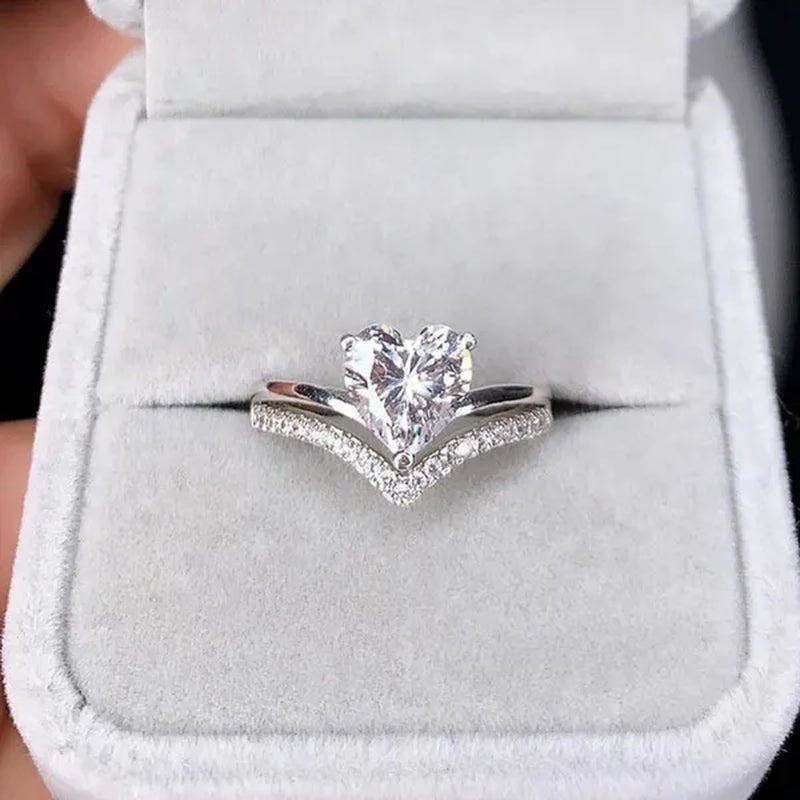 V - shape Solitaire Ring Heart Shape Diamonds Sweet Finger Ring Two Layer Women's Engagement Banquet Ring Exquisite Jewelry - WORLD TIME VISITS